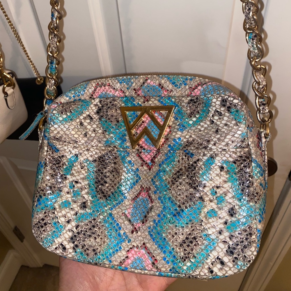 Kelly Wynne mingle mingle mini purse